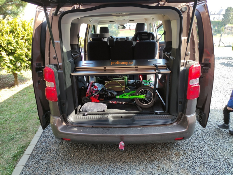 Vestavba Toyota Proace Verso