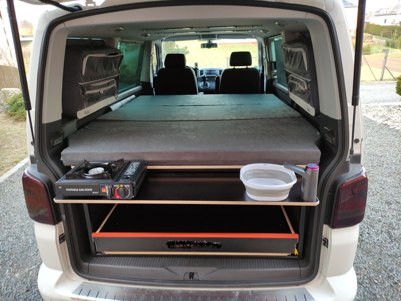 Vestavba VW Multivan