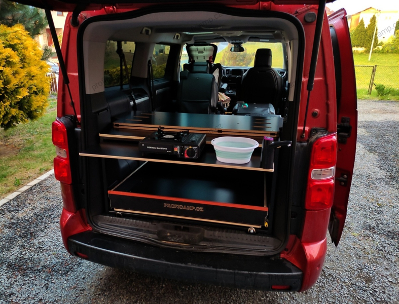 Vestavba Toyota Proace Verso